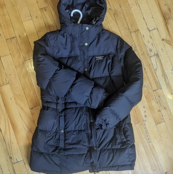 L.L.Bean - Picture 3 of 6